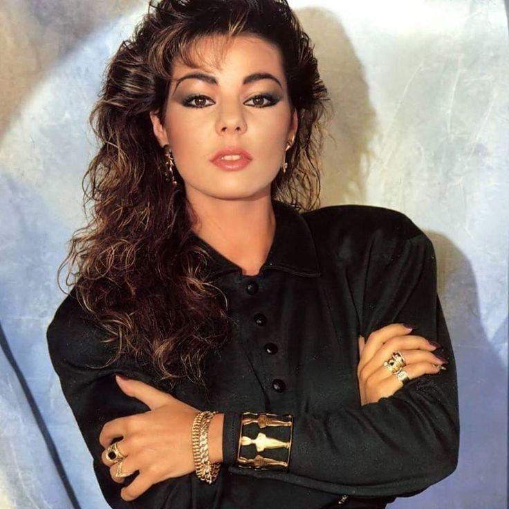 Sandra Biography